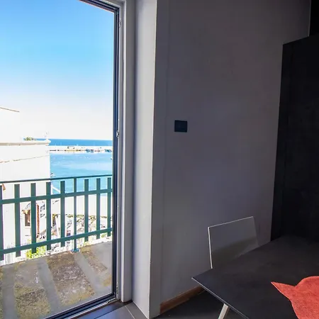 C-home Historic House Apartamento *