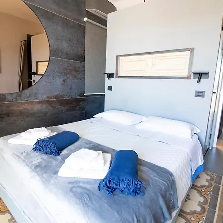 C-home Historic House Apartamento *